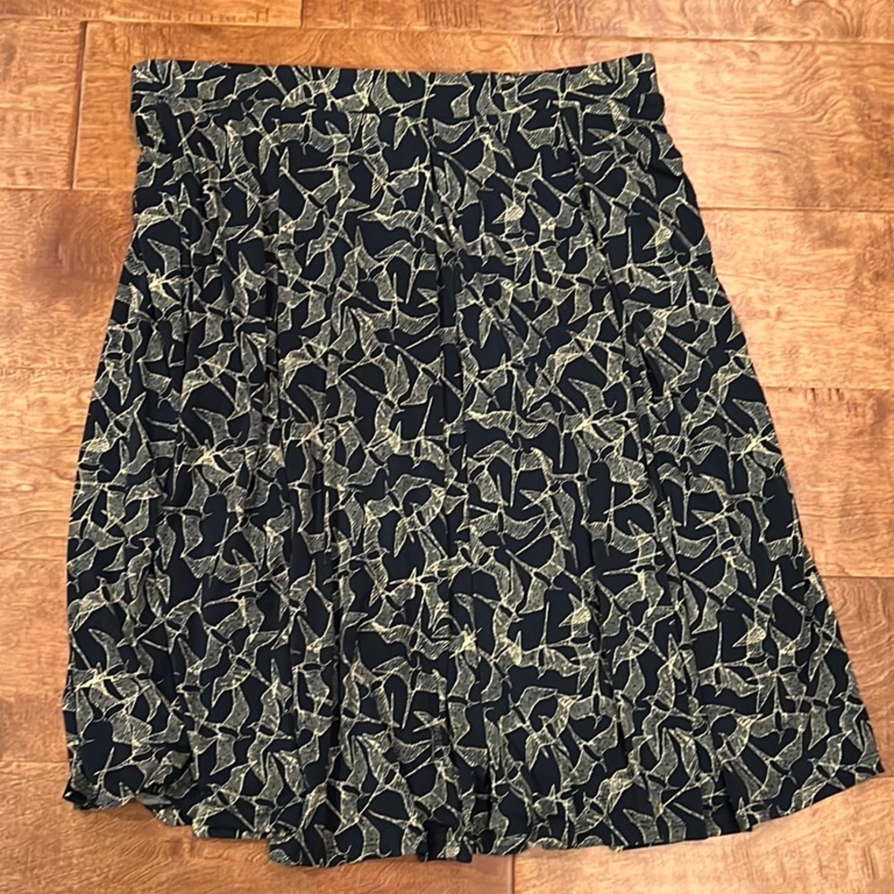 LuLaRoe Madison Pleated Skirt Women’s Size XL